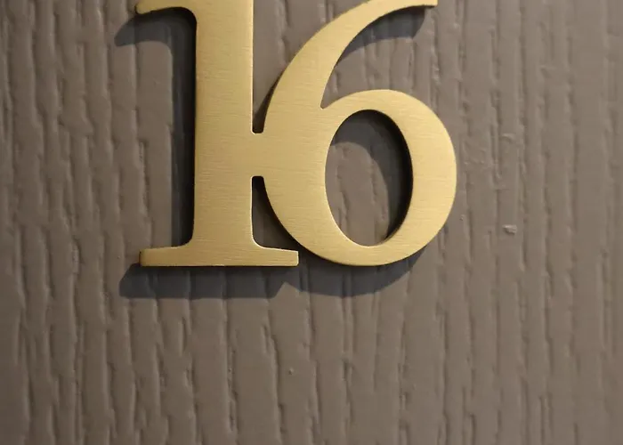 Domaine La Grande Bruyere Hotel