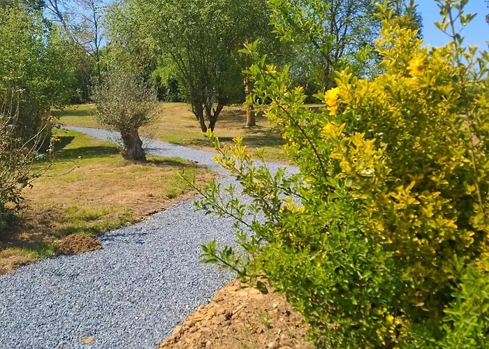 Domaine La Grande Bruyere Hotel *